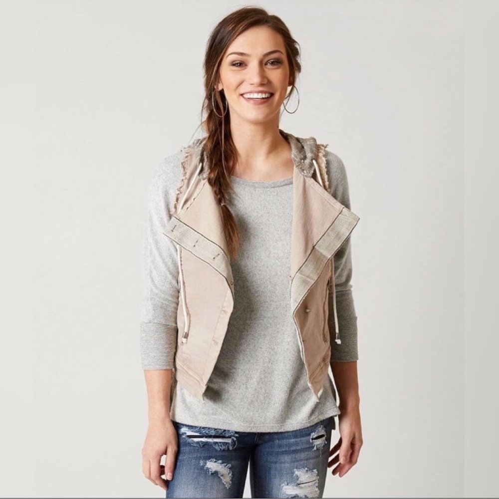 BKE BUCKLE Raw Edge Vest Tan Womens Small Removable Hood Futuristic Grunge